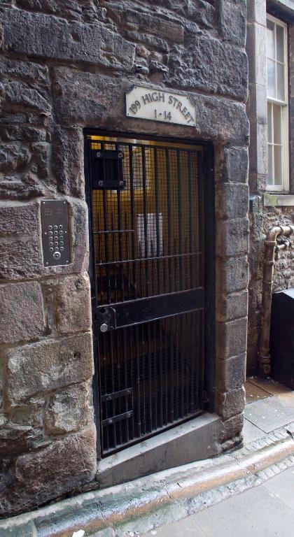 Innercitylets - Royal Mile 에든버러 객실 사진